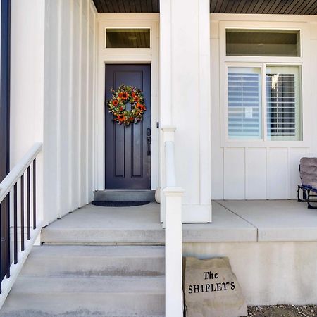 Contemporary Home With Grill Near Utah Lake! Saratoga Springs Zewnętrze zdjęcie